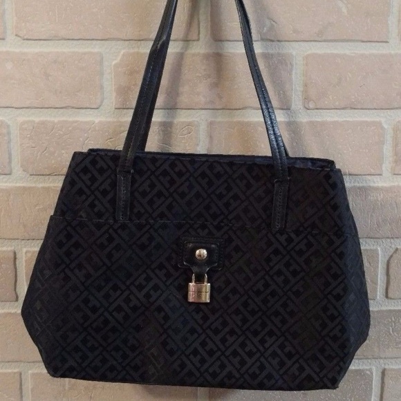Tommy Hilfiger Handbags - TOMMY HILFIGER Medium TH Logo Lock Purse